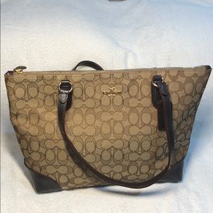 Coach hand bag